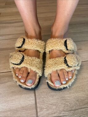 Birkenstock (Papillio) Cozy Women's Arizona Shearling Slide Sandals - Cream